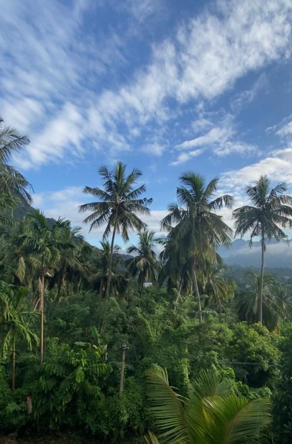 Pearl's * Matale