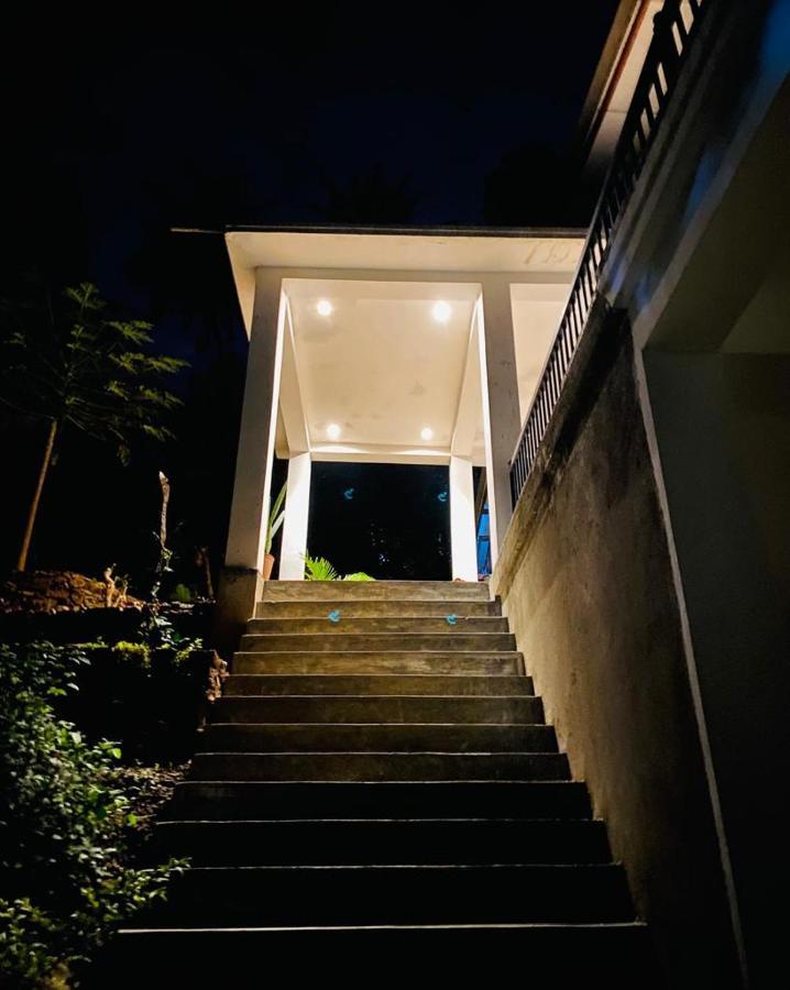 Pearl's Matale